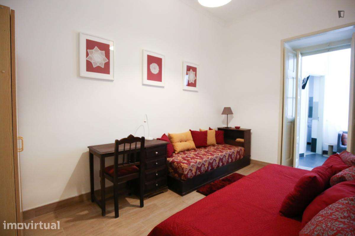 Quarto - localizado em Alcântara Lisbon - Grande imagem: 2/23