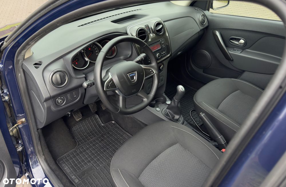 Dacia Logan TCe 90 S&S Celebration - 7