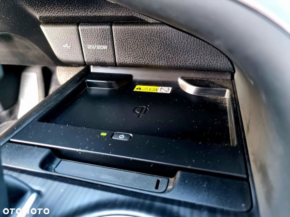 Toyota Camry 2.5 Hybrid Executive CVT - 15