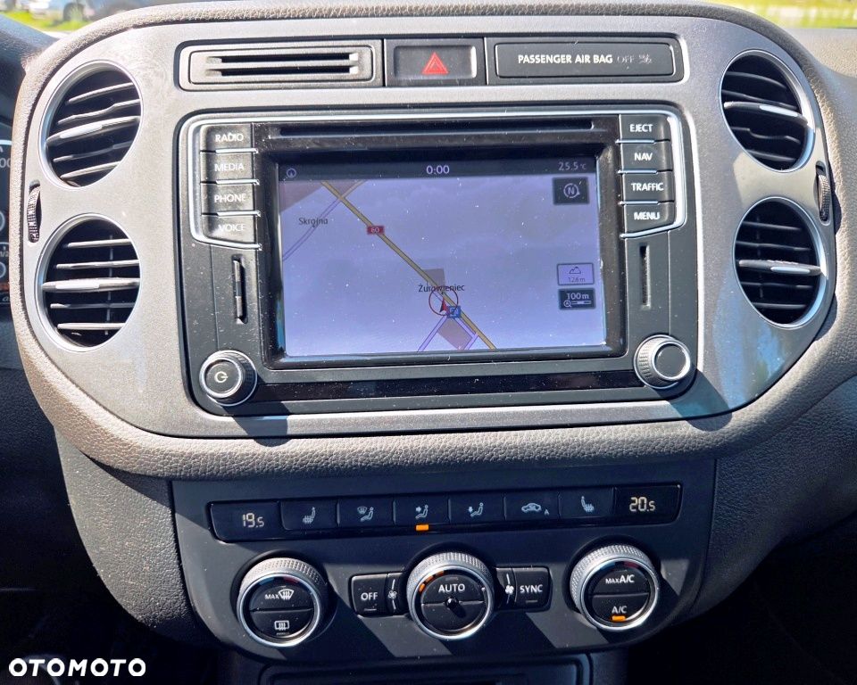 Volkswagen Tiguan 1.4 TSI BlueMotion Technology Exclusive - 40