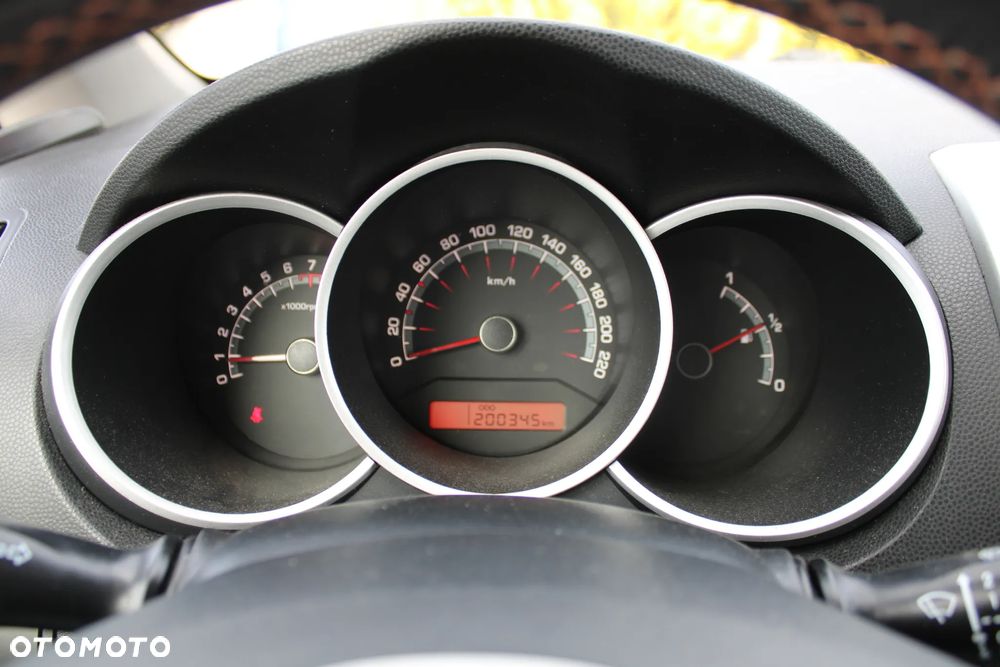 Kia Venga 1.4 CVVT Vision - 18