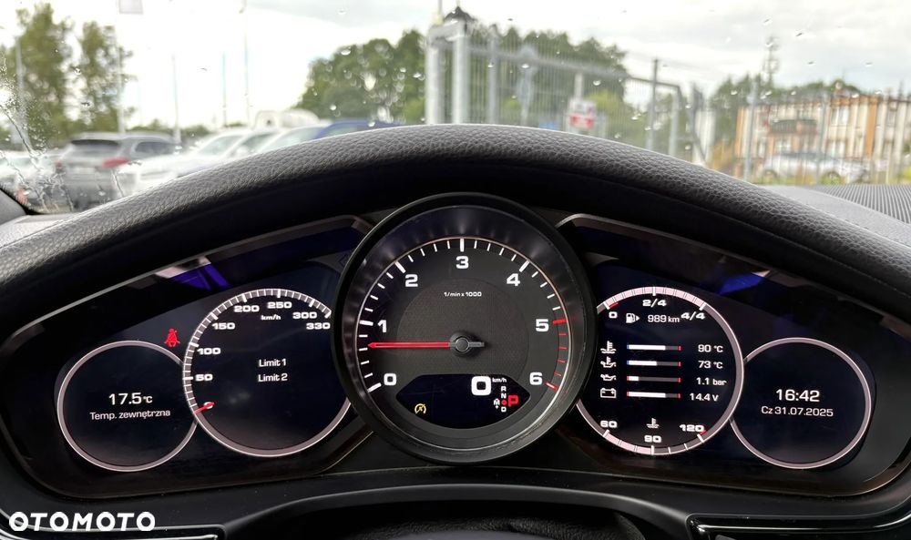 Porsche Panamera 4S Diesel - 16