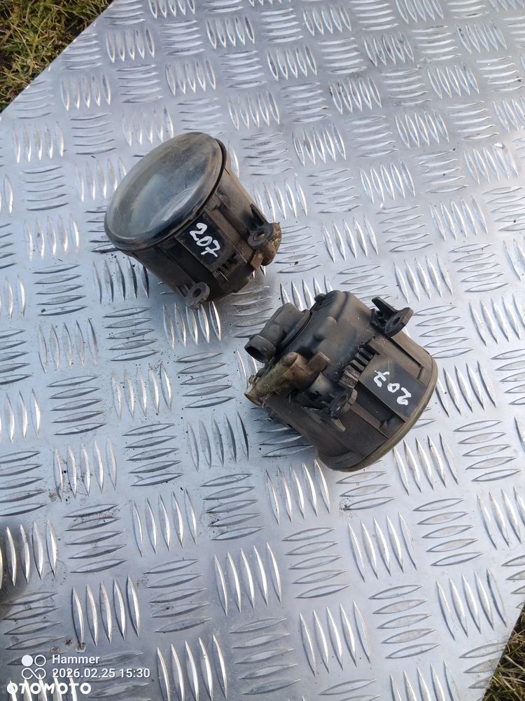 PEUGEOT 207 halogen zderzaka - 2