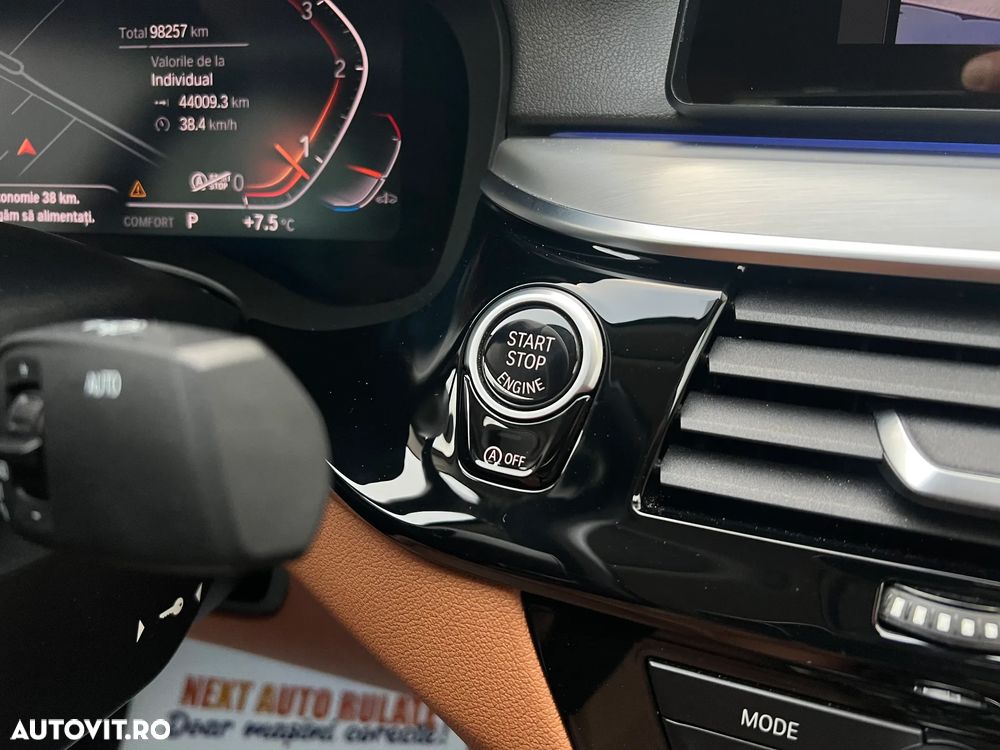 BMW Seria 5 520d xDrive AT - 24