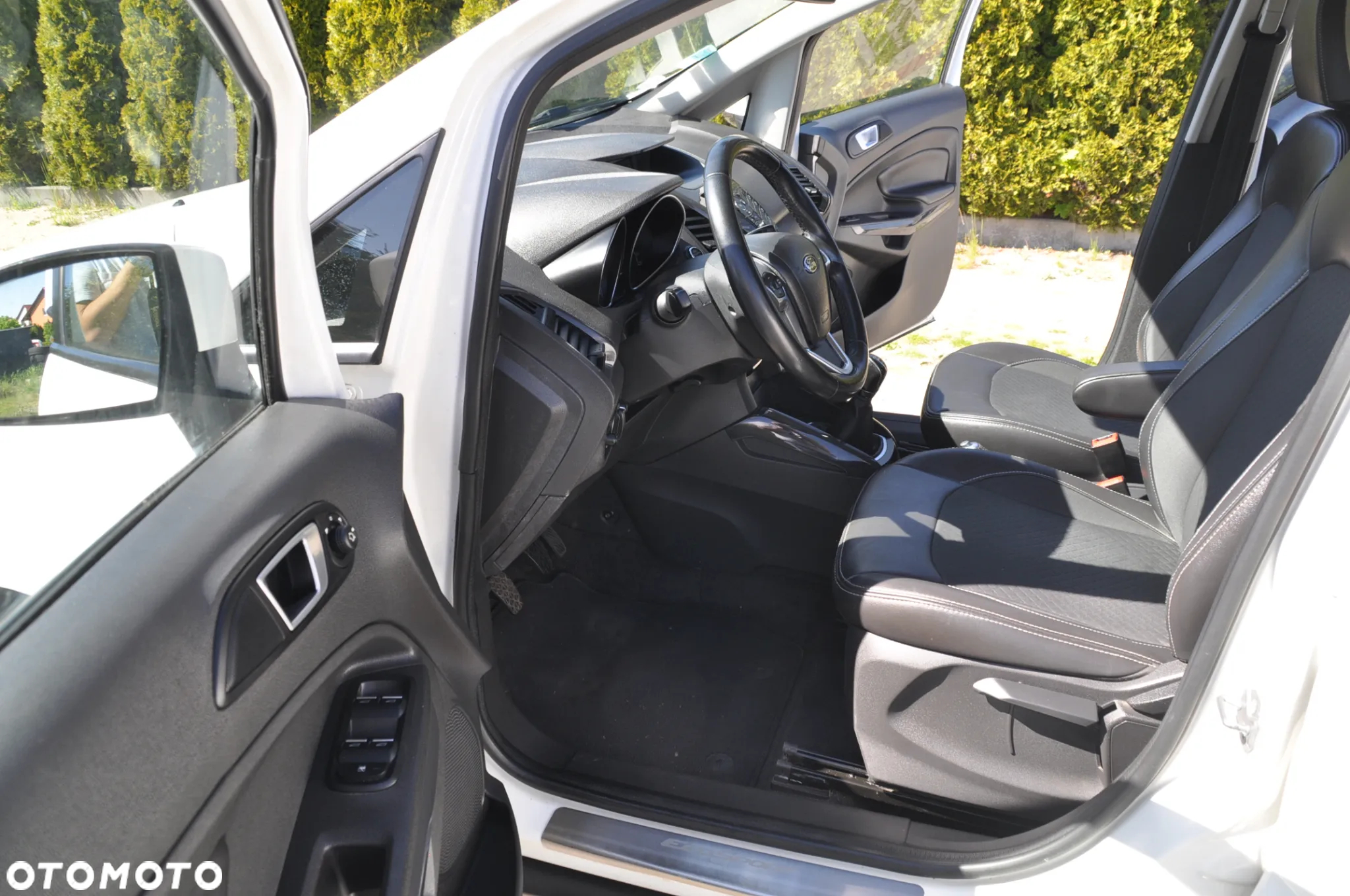 Ford EcoSport 1.0 EcoBoost TITANIUM X - 18