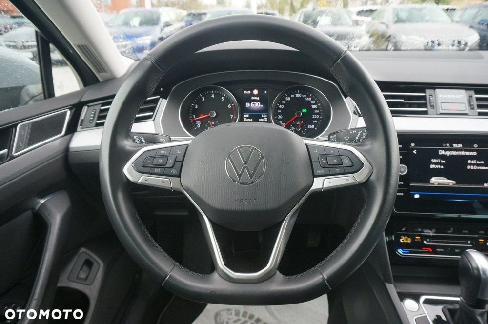 Volkswagen Passat Variant 1.5 TSI EVO Business DSG - 14