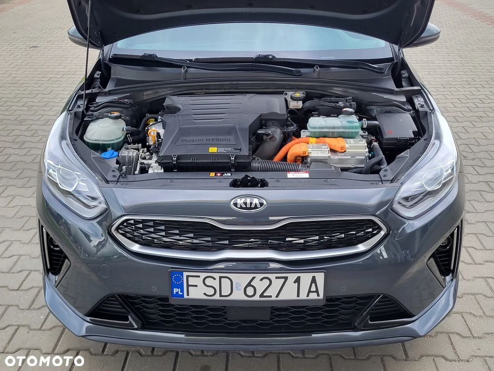 Kia Ceed 1.6 GDI PHEV XL DCT - 38