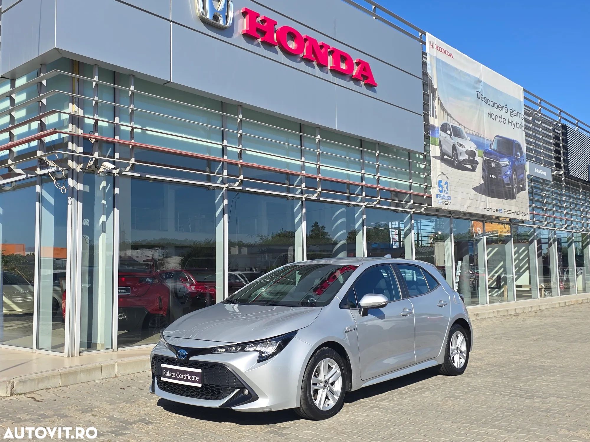 Toyota Corolla - 1