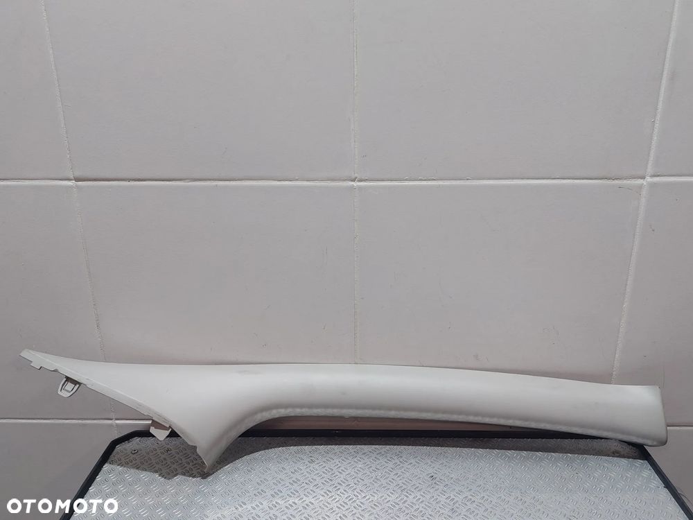 OBUDOWA SŁUPKA PRAWA WEWNĘTRZNA SZYBY RENAULT TRAFIC III 3 R2016 NR 769110523R - 1