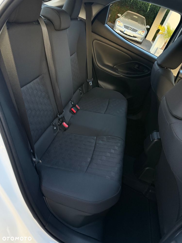 Toyota Yaris - 31