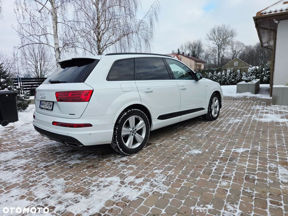 Audi Q7 - 3