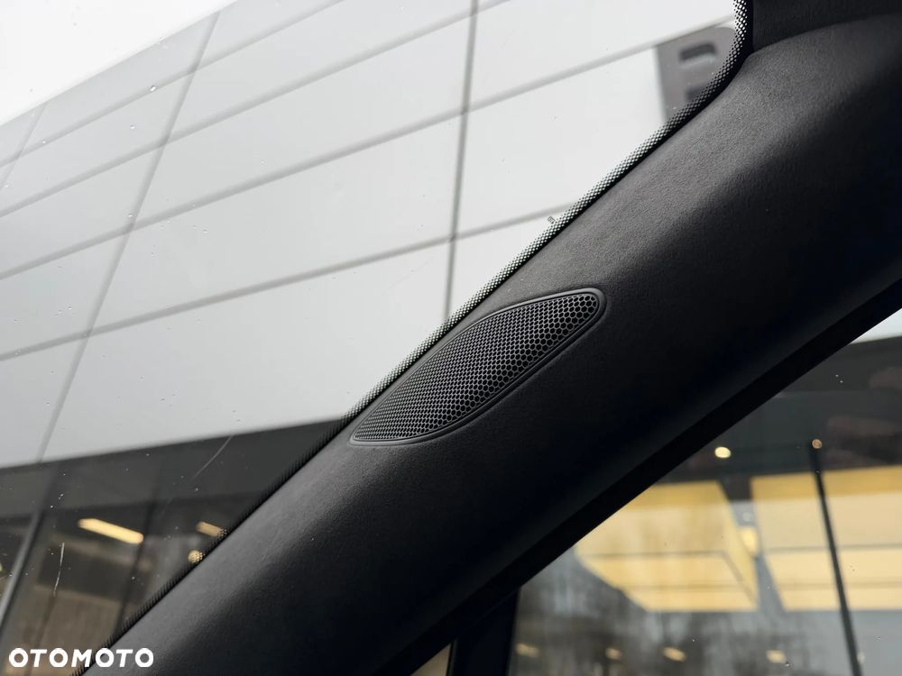 Porsche Cayenne - 24