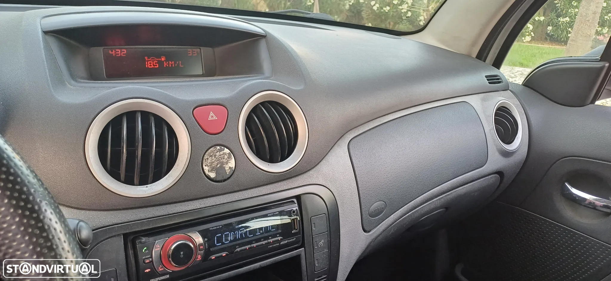 Citroën C3 1.4 HDi Exclusive - 9
