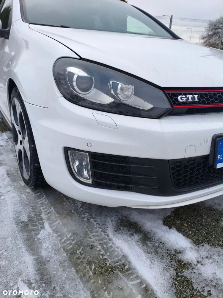 Volkswagen Golf 2.0 GTI - 9