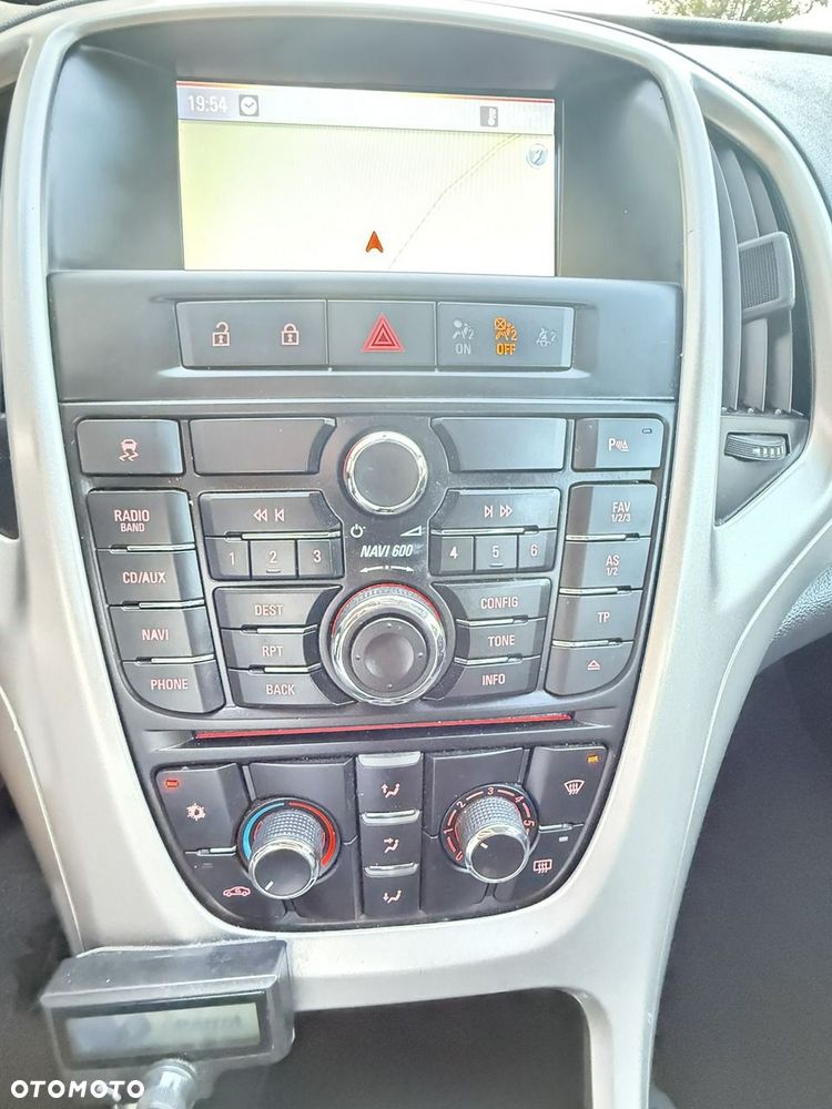 Opel Astra - 16
