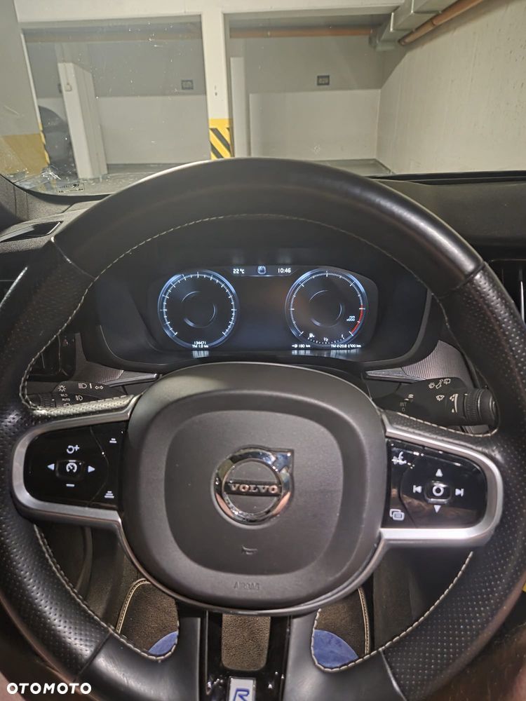 Volvo XC 60 D4 SCR R-Design - 13