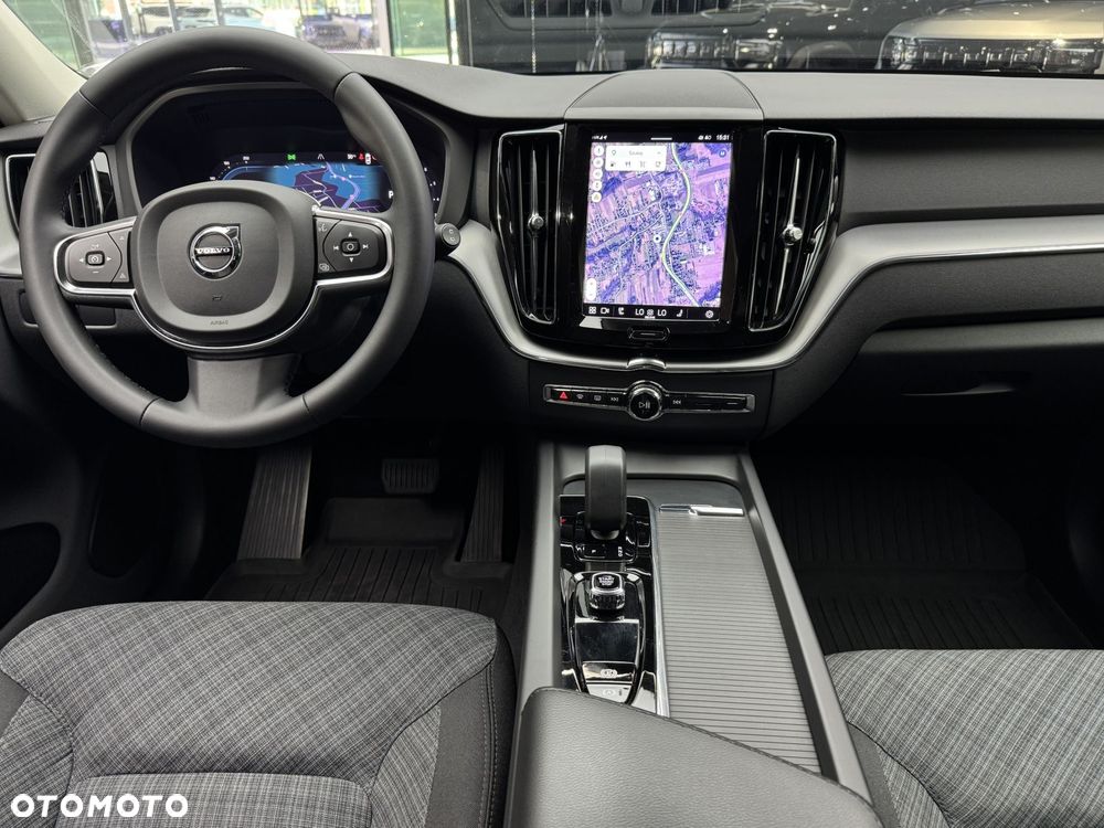 Volvo XC 60 B4 B Core - 17