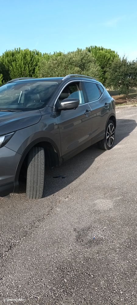 Nissan Qashqai 1.5 dCi Tekna Premium - 2