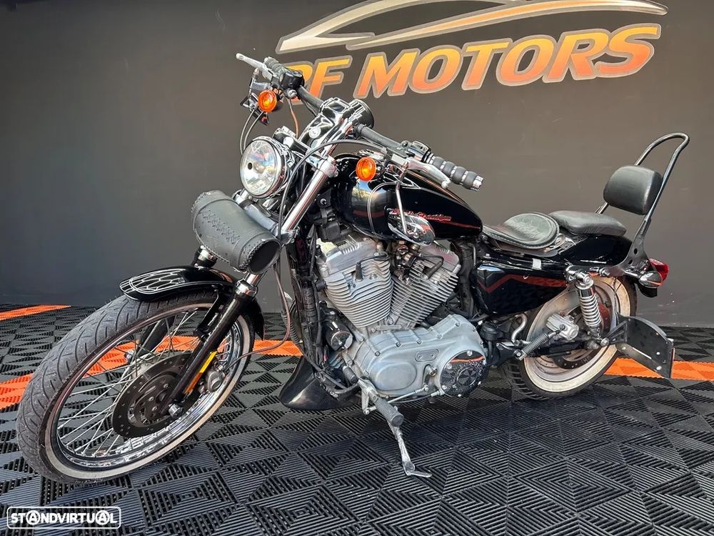 Harley-Davidson 883 Sportster - 4