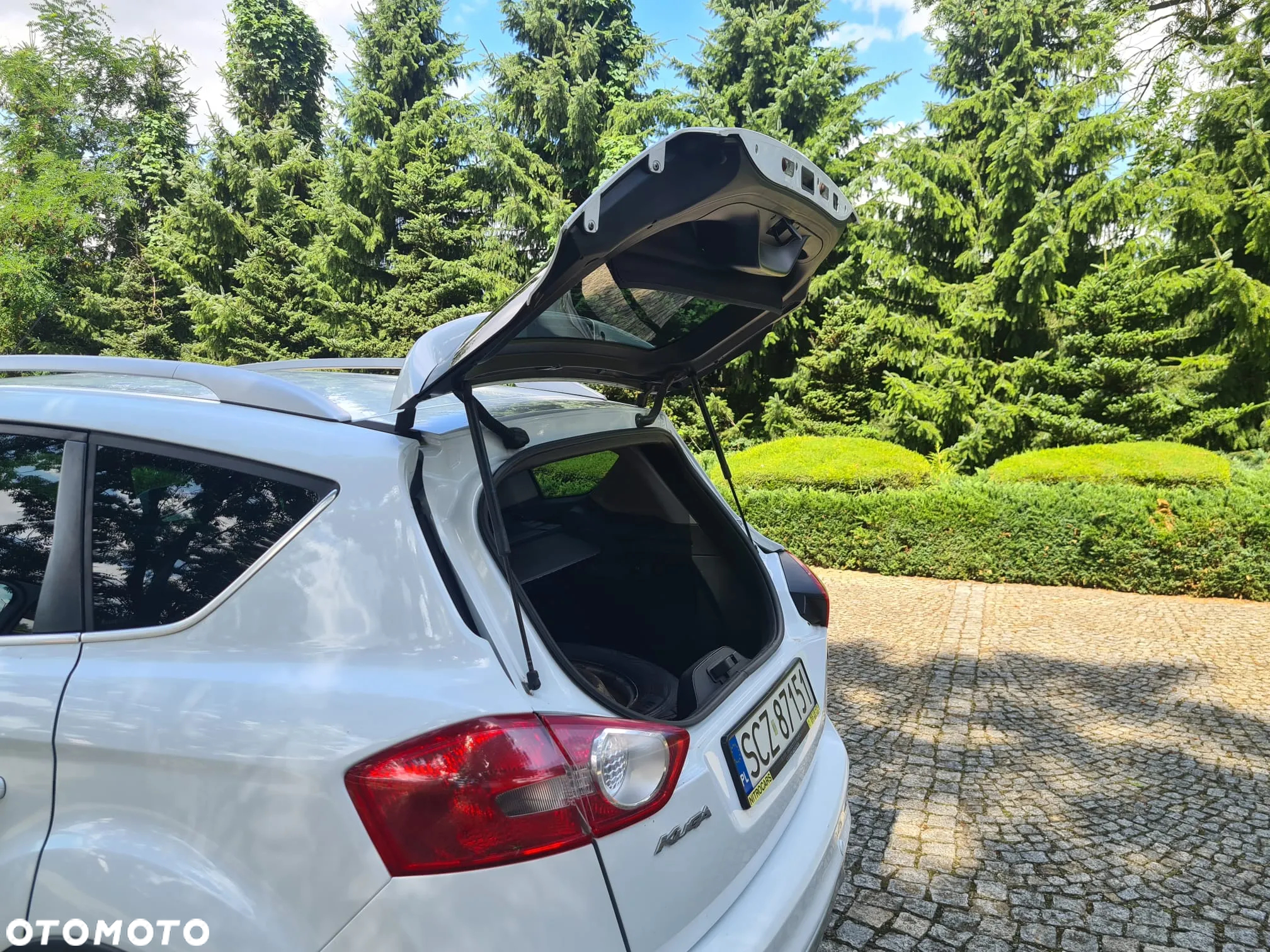Ford Kuga 2.0 TDCi Titanium - 9
