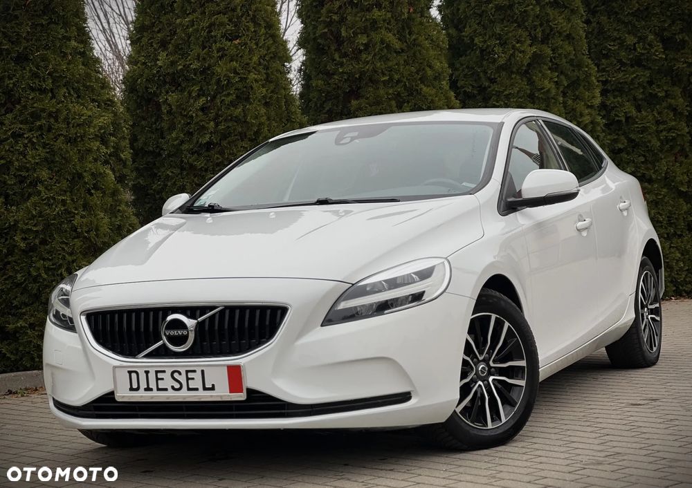 Volvo V40 D2 Momentum - 16