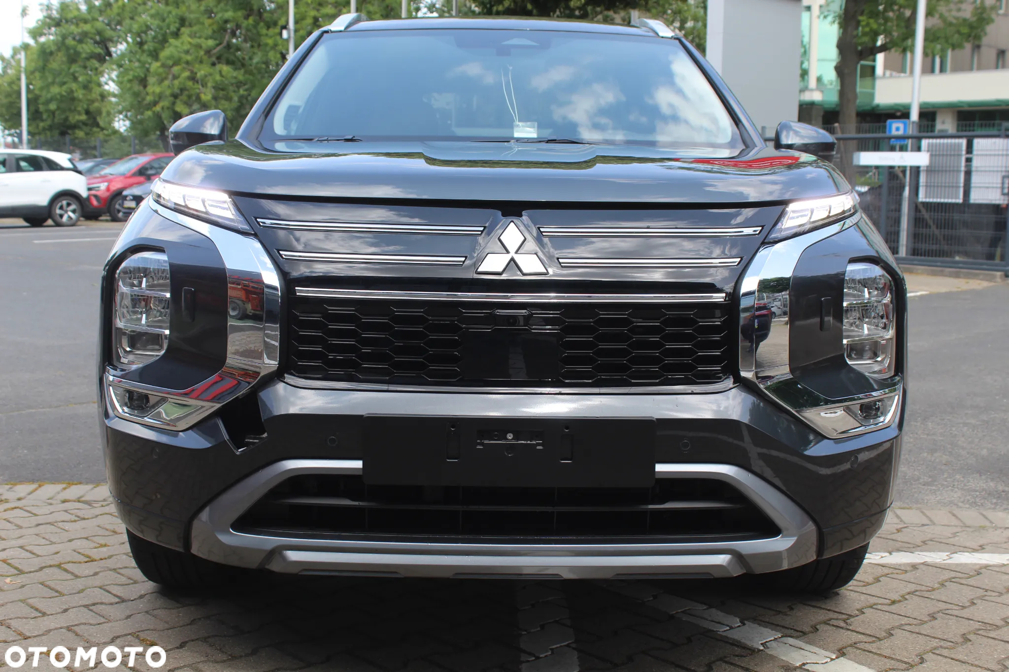Mitsubishi Outlander ver-phev-instyle - 5