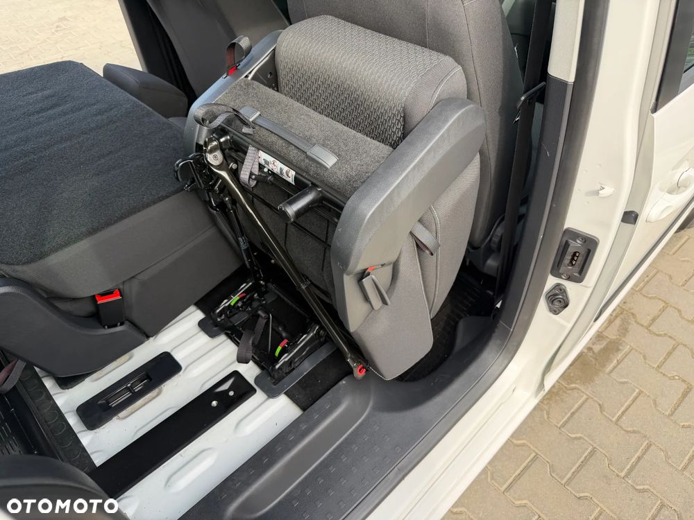 Volkswagen Caddy - 8