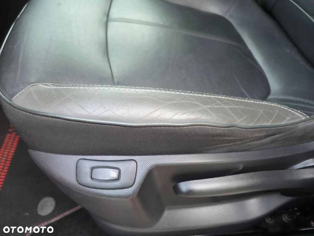 Renault Captur ENERGY dCi 90 Start&Stop Helly Hansen - 30