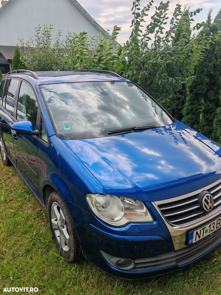 Volkswagen Touran 1.4 TSI Comfortline - 1