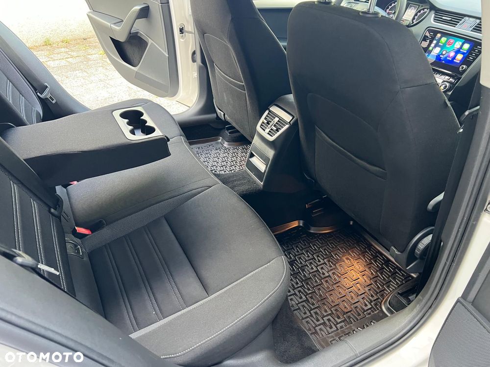 Skoda Octavia 1.6 TDI Ambition - 13