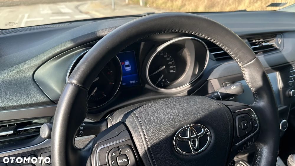 Toyota Avensis 2.0 D-4D Prestige - 7