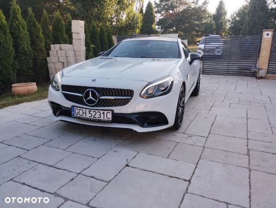 Mercedes-Benz SLC - 9