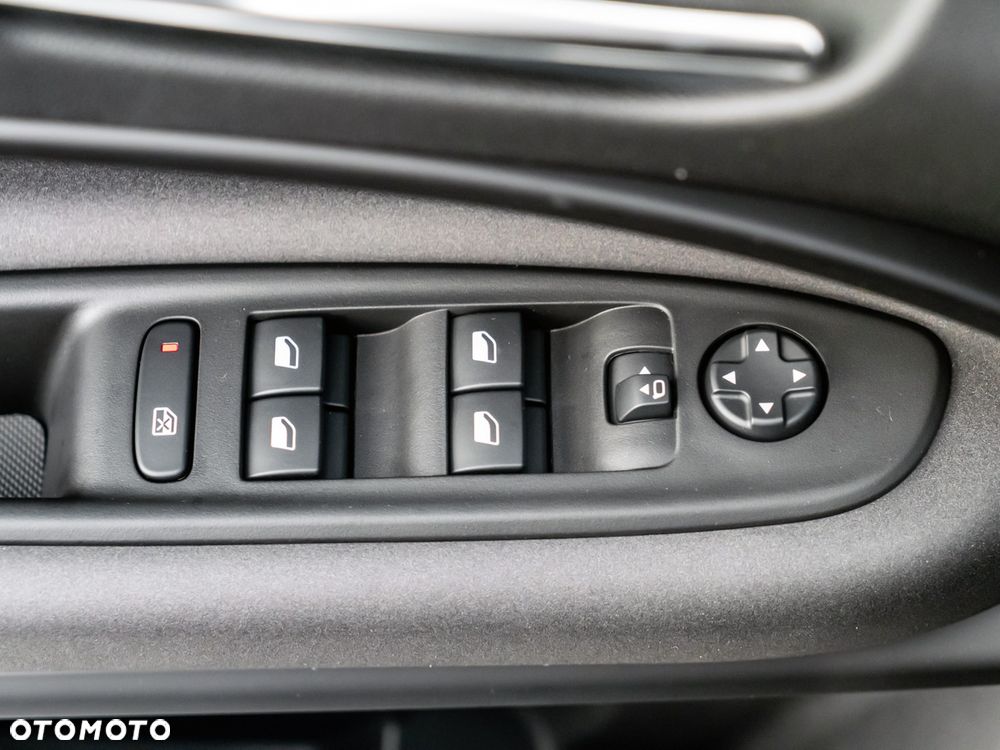 Alfa Romeo Junior 1.2 mHEV Ibrida Speciale eDCT - 20