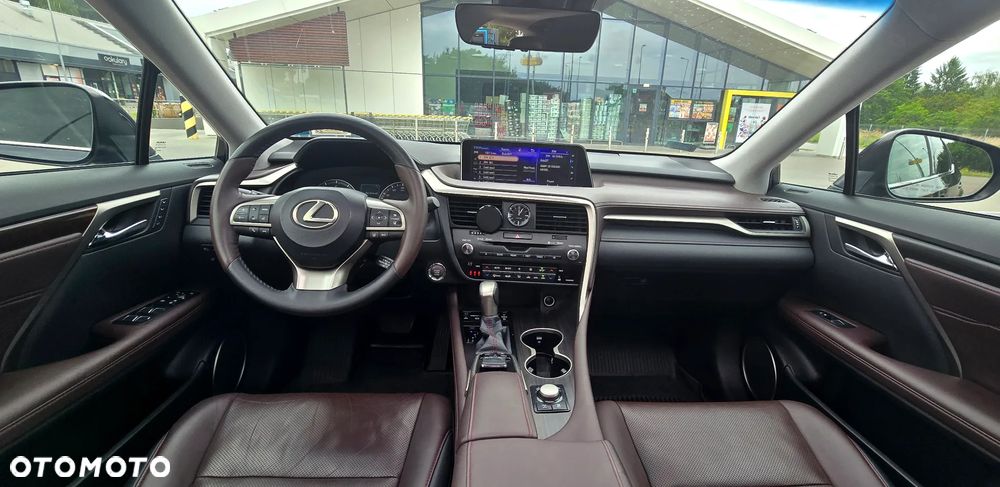 Lexus RX - 10