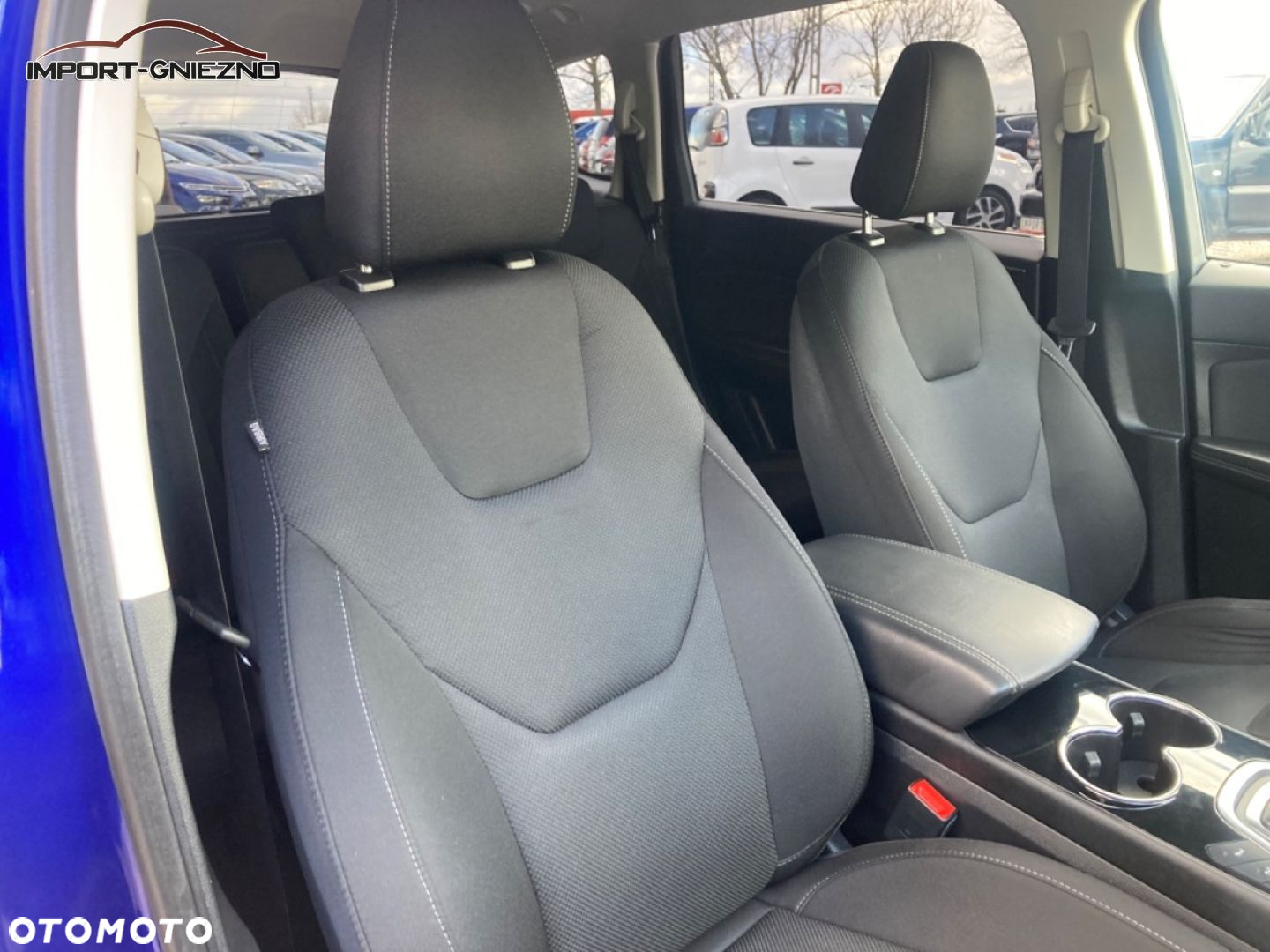 Ford S-Max - 21
