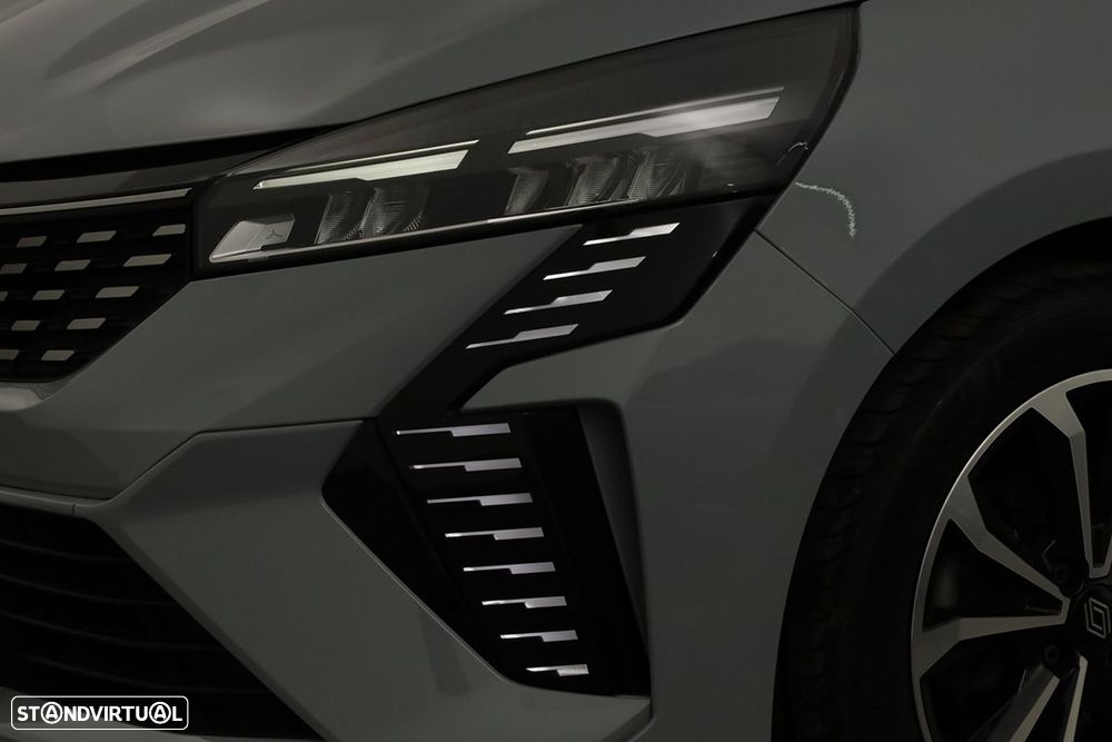 Renault Clio 1.0 TCe Techno - 6