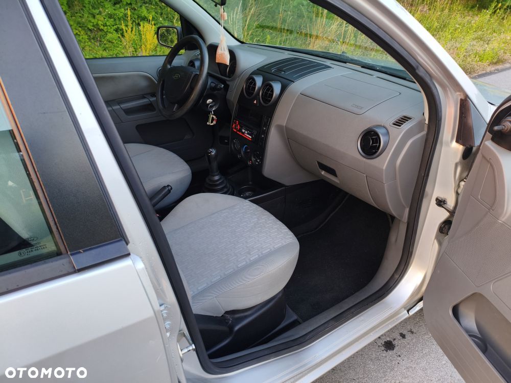Ford Fusion 1.4 100 / FX - 11