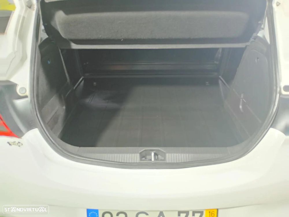 Opel Corsa - 32