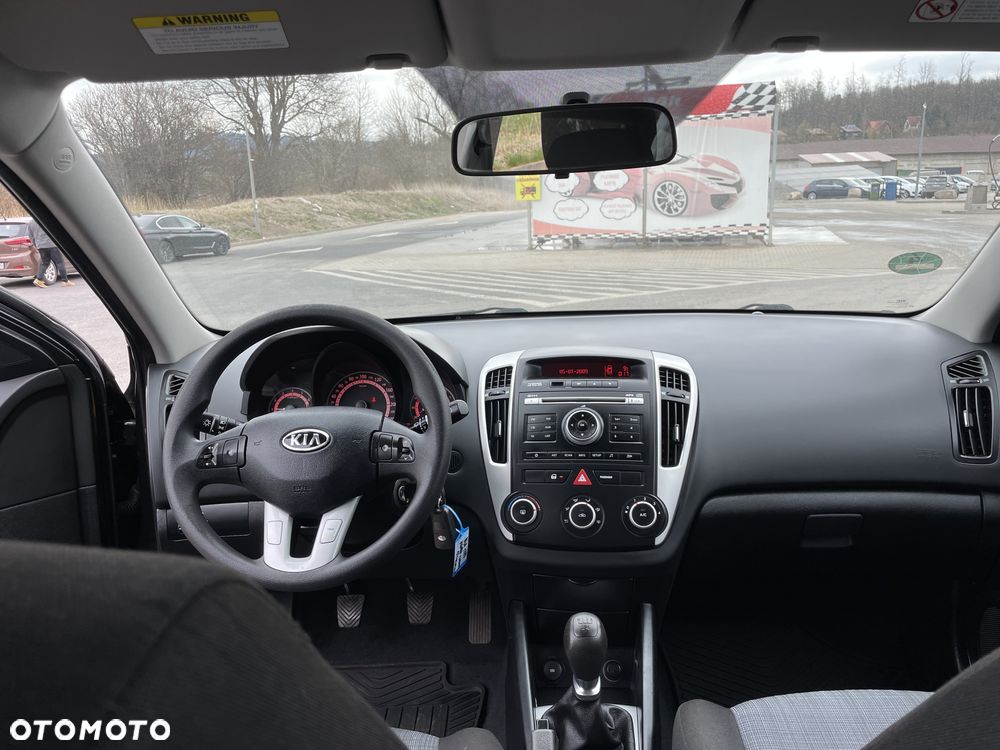 Kia Ceed 1.4 M - 17
