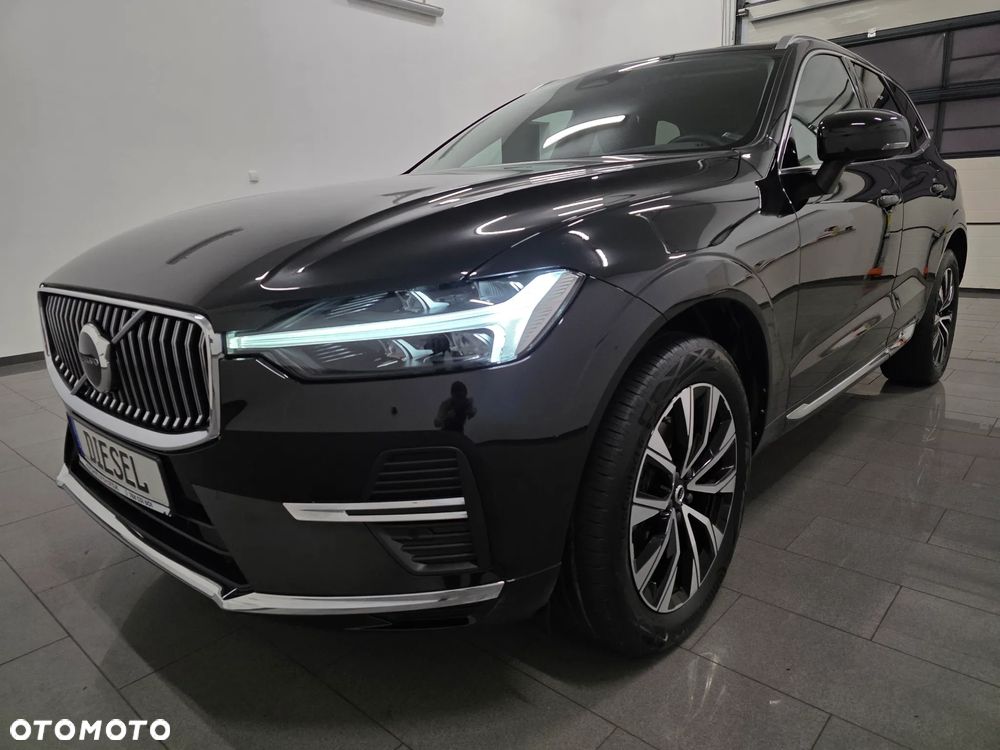 Volvo XC 60 B4 D AWD Ultimate Bright - 2