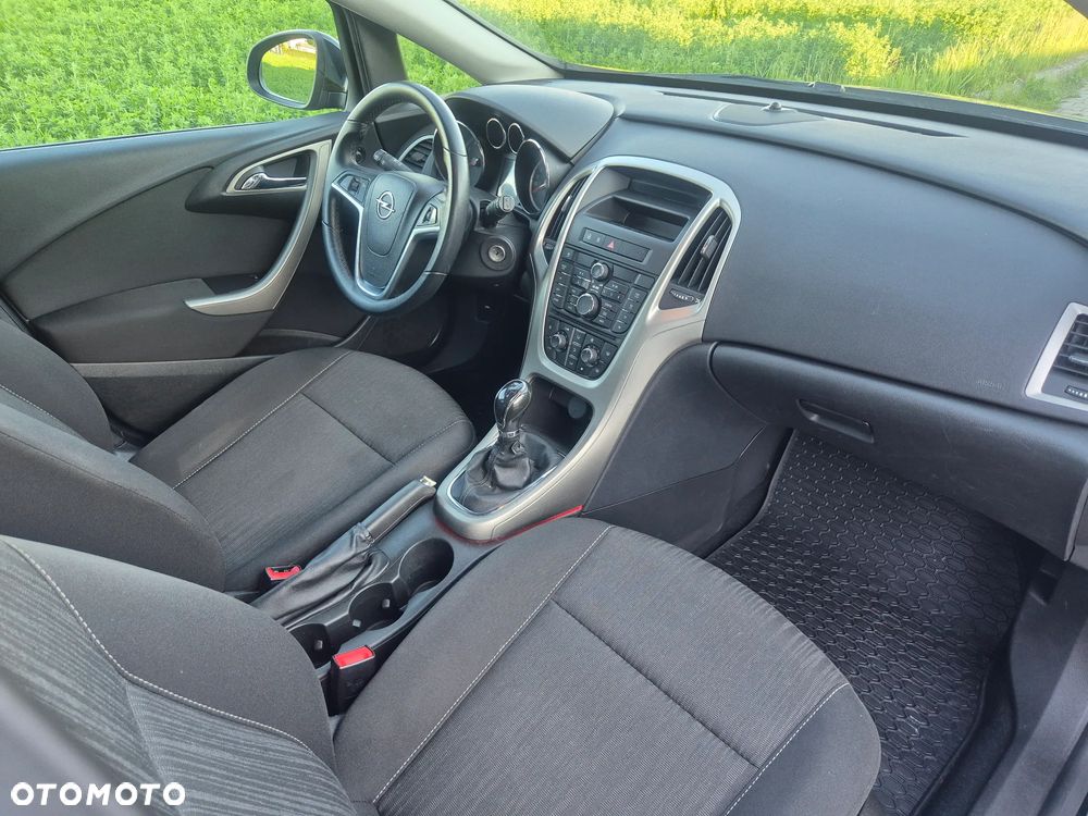 Opel Astra 1.4 ecoFLEX - 23