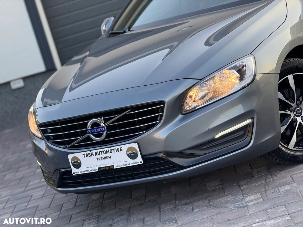 Volvo V60 D2 DRIVe Momentum - 12