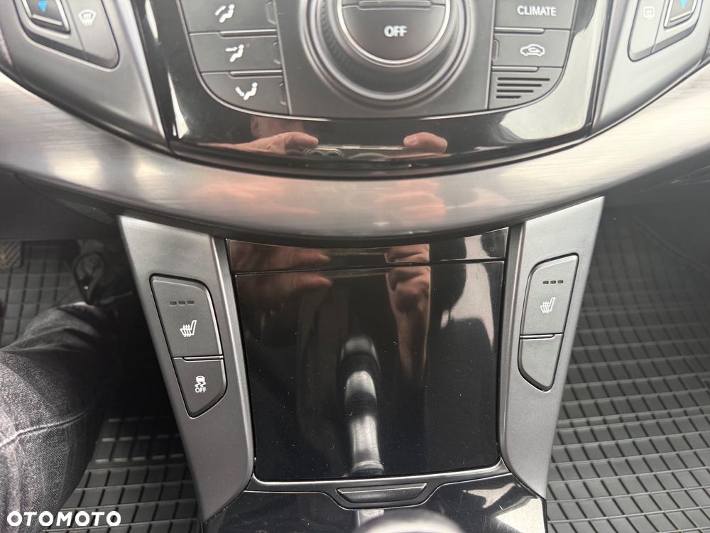 Hyundai i40 i40cw 1.7 CRDi Fifa World Cup Edition - 29