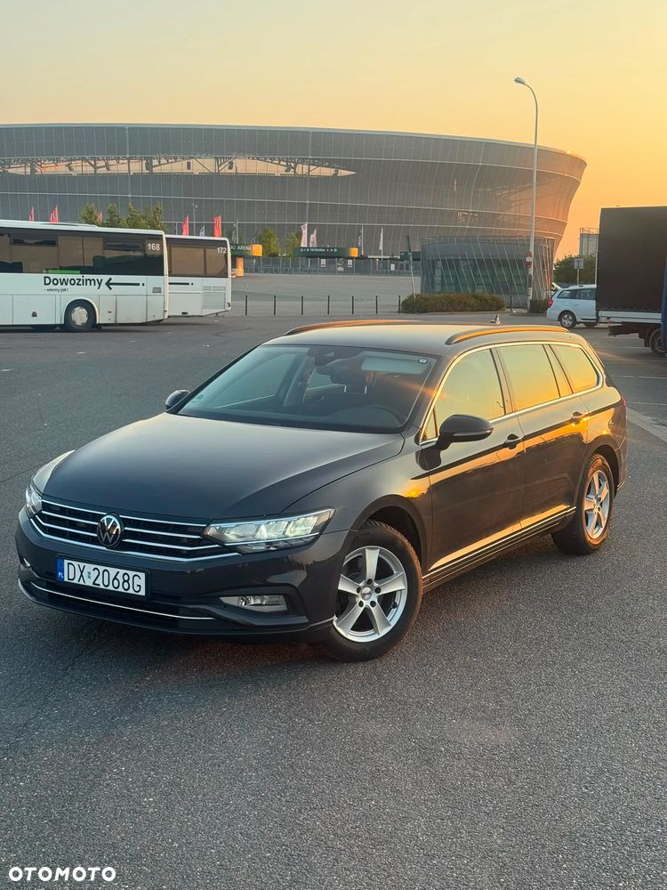 Volkswagen Passat 2021 photo 3