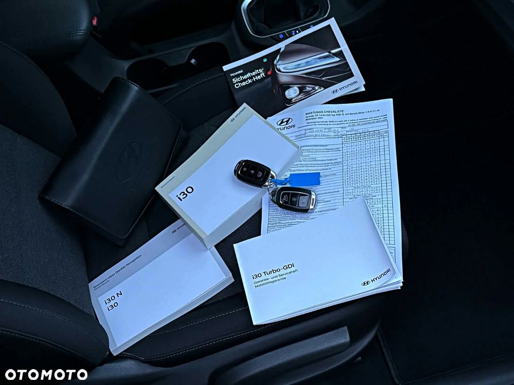 Hyundai i30 1.5 T-GDI 48V-Hybrid EDITION 30+ - 38