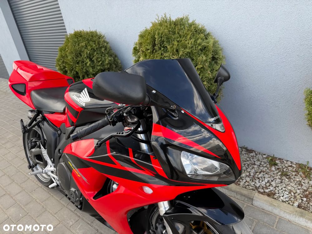 Honda CBR - 9