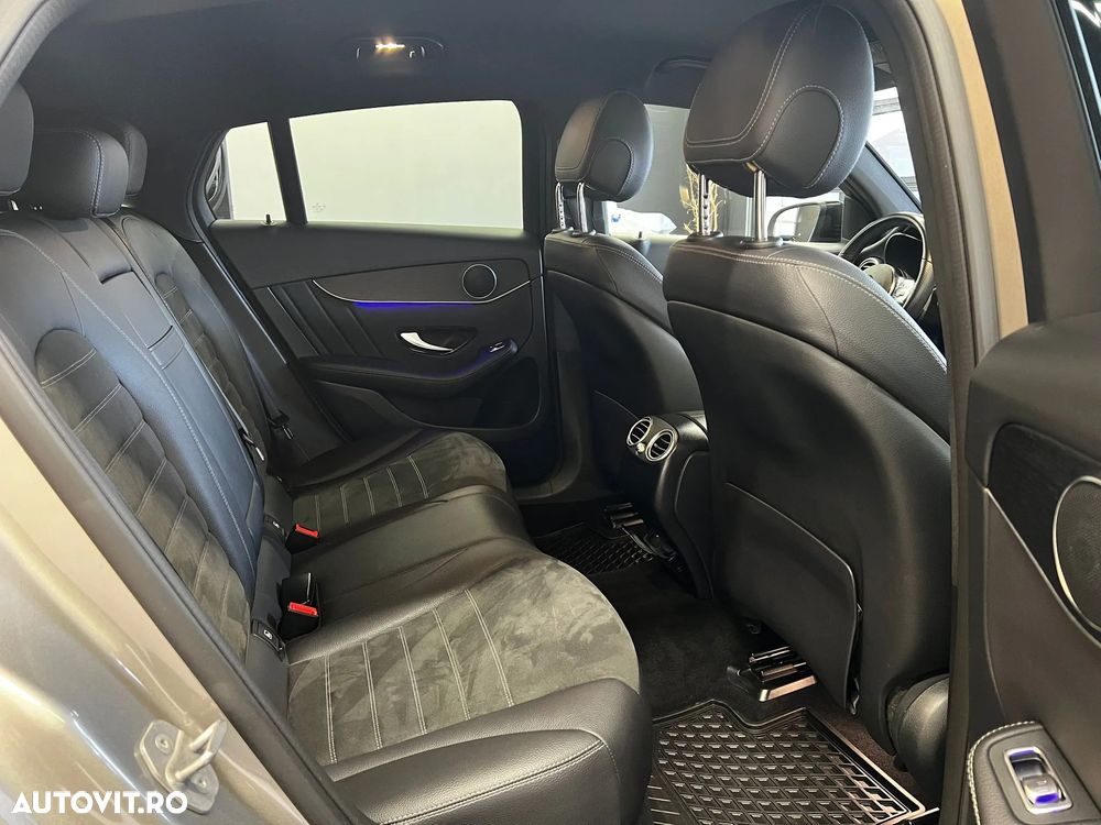 Mercedes-Benz GLC Coupe 220 d 4Matic 9G-TRONIC AMG Line - 9