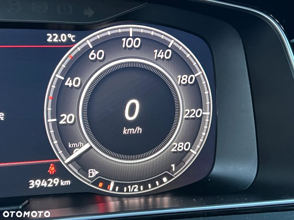 Volkswagen Golf GTI 2.0 TSI OPF DSG Performance - 24