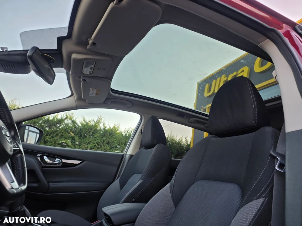 Nissan Qashqai 1.5 DCI DCT TEKNA - 11