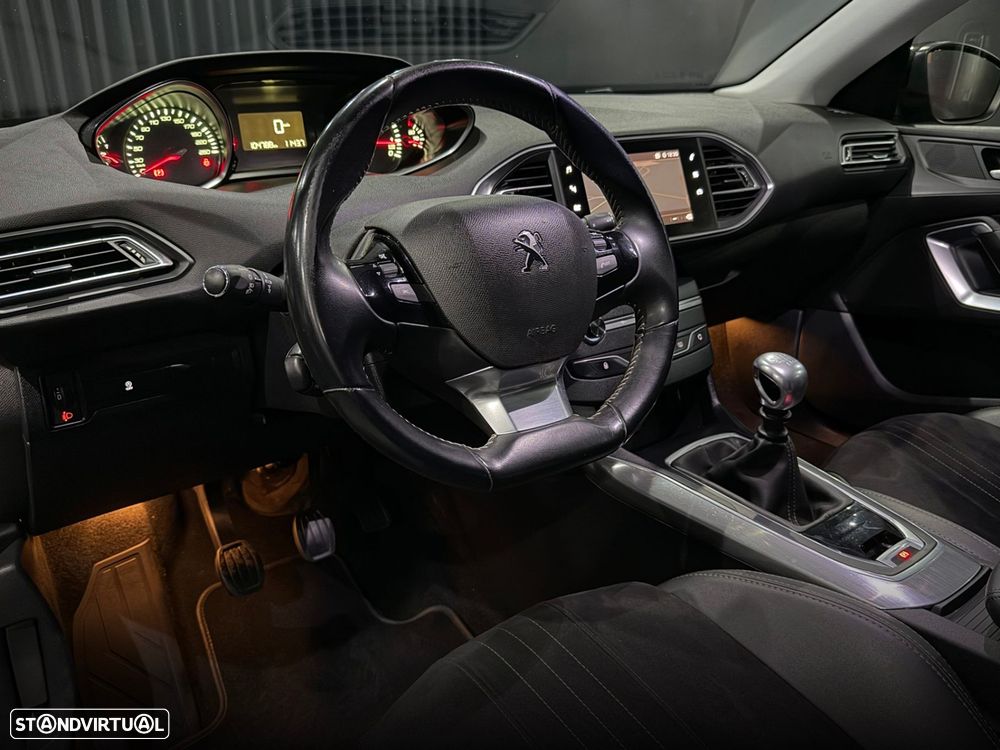 Peugeot 308 SW 1.2 PureTech GT Line - 11